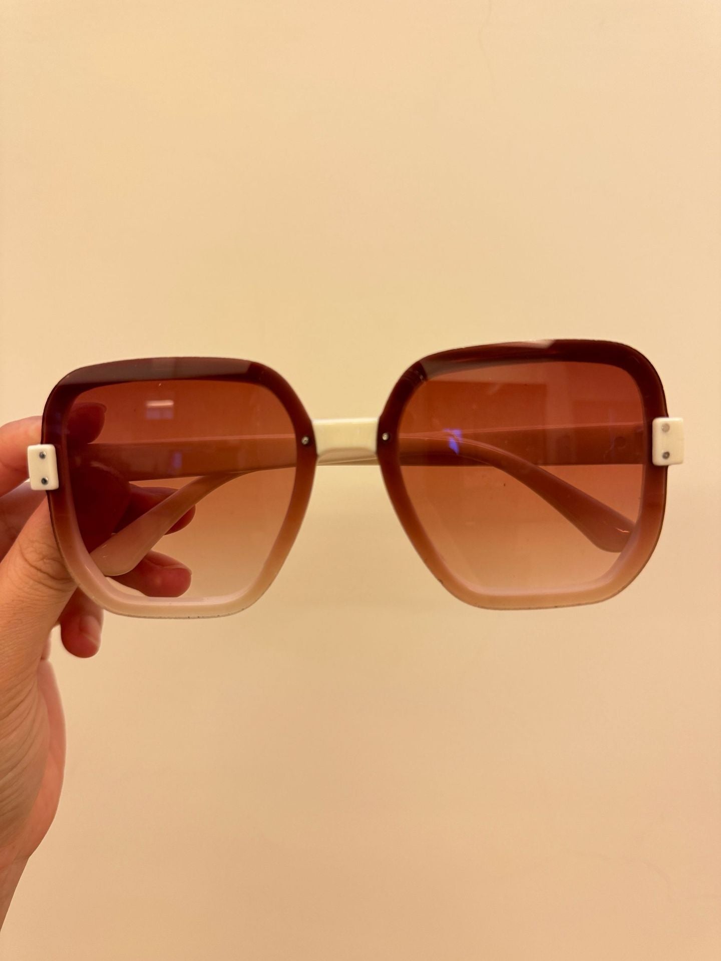 Wholesale Trendy Personality Gradient Ocean Film Rice Nail Large Frame Sunshade Frameless Casual Sunglasses