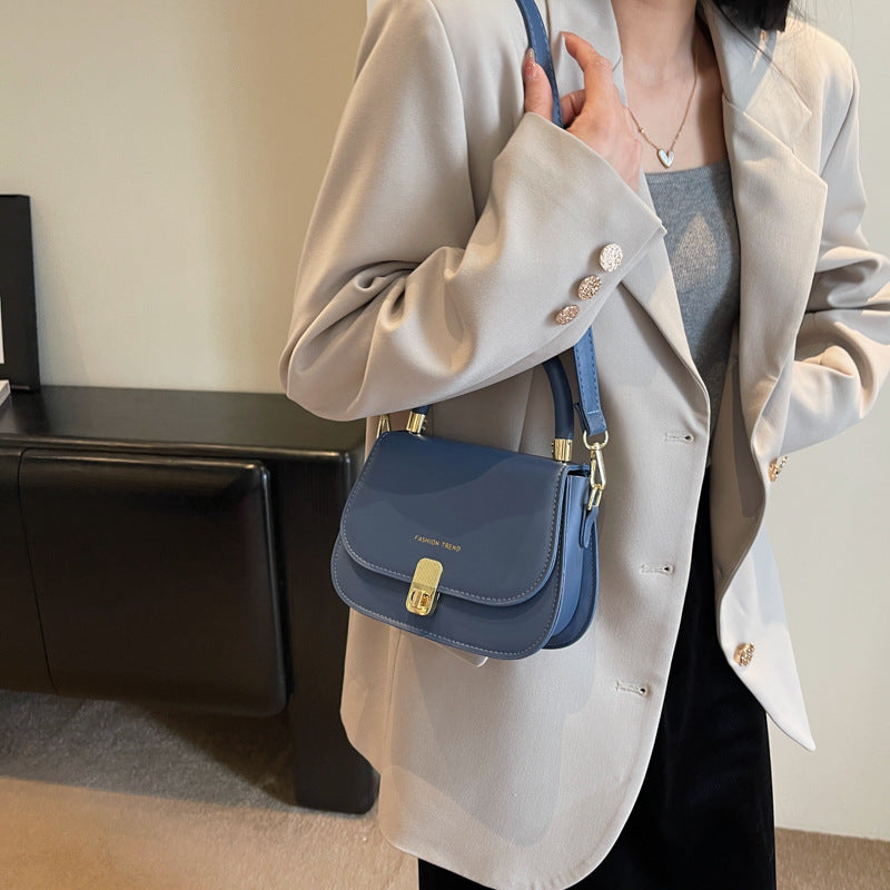 Wholesale Autumn and Winter Retro Portable Saddle Bag Shoulder Bag