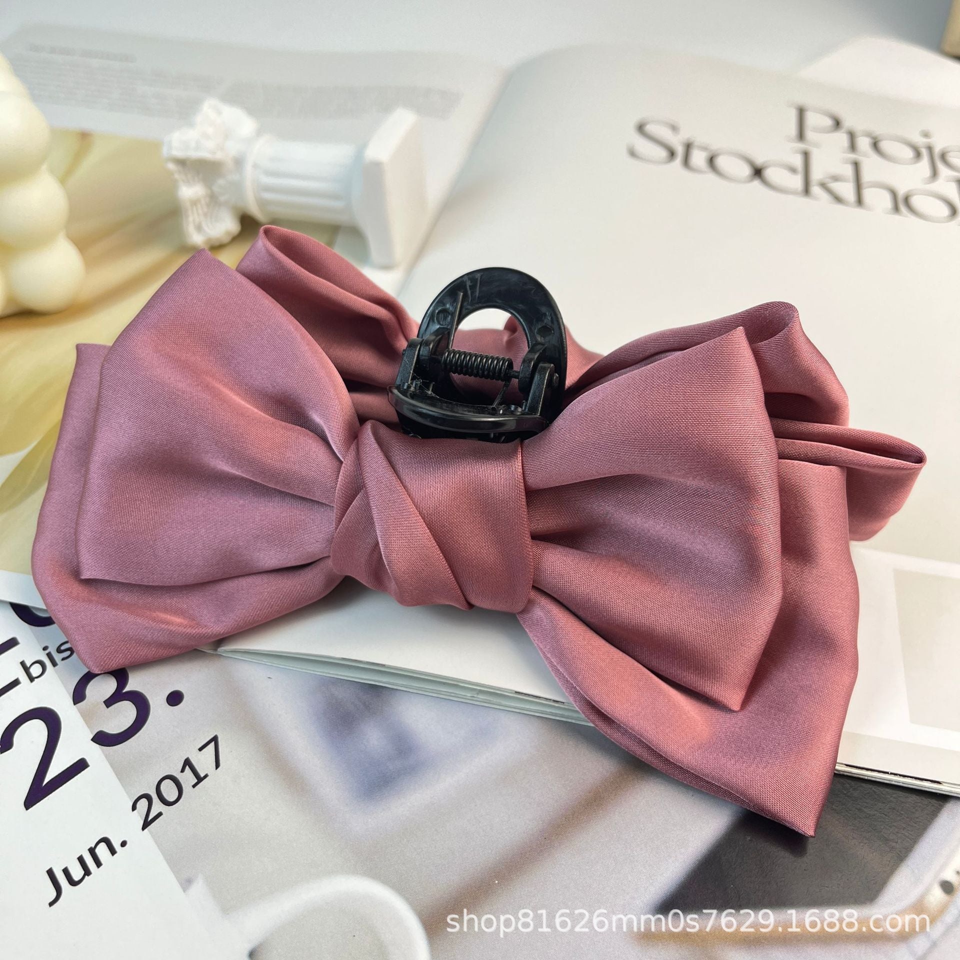 Wholesale Oversized Black Fugitive Princess Double Sided Bow Hair Clip