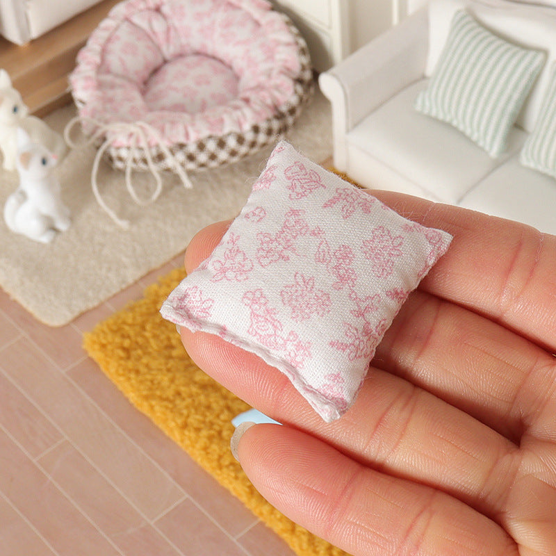 Wholesale Miniature Pillow Sofa Pillow Living Room Model Doll Accessories