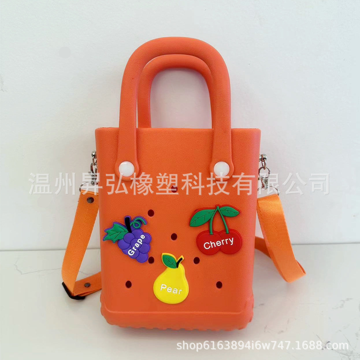 Wholesale Cartoon Hole Beach Silicone Bag