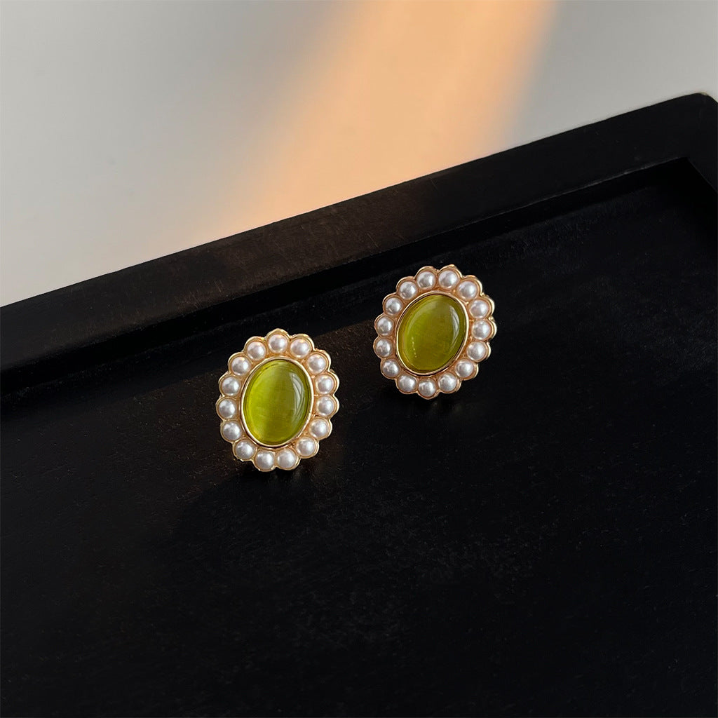 Wholesale Vintage emerald diverse shaped zircon earrings