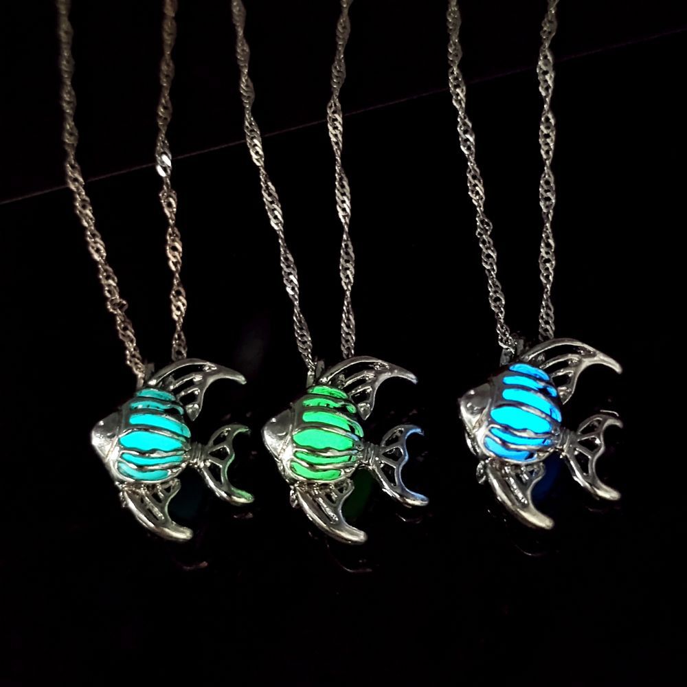 Wholesale Alloy Luminous Small Fish Necklace Summer