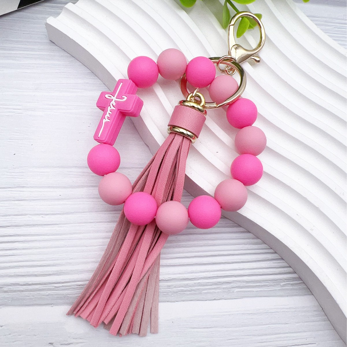 Wholesale Cross Beaded Bracelet Keychain