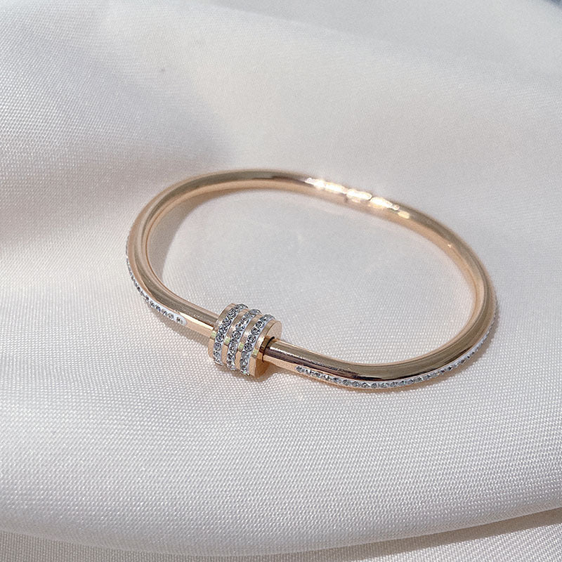 Wholesale Small Waist Non-fading Titanium Steel Bracelet with Diamonds