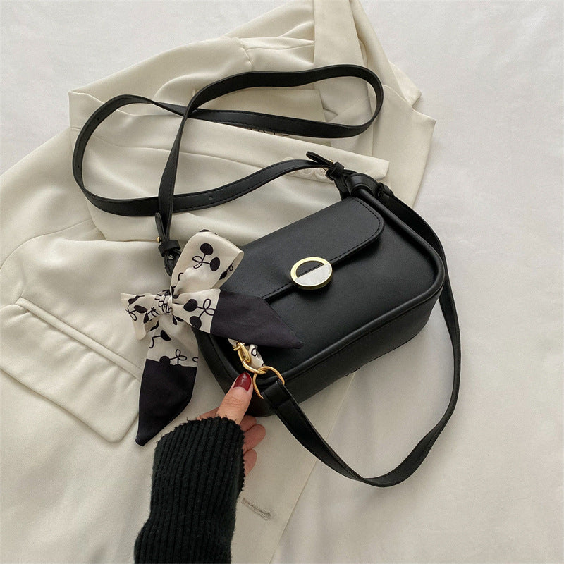 Wholesale Textured Underarm Chain Shoulder Crossbody Small Square Bag