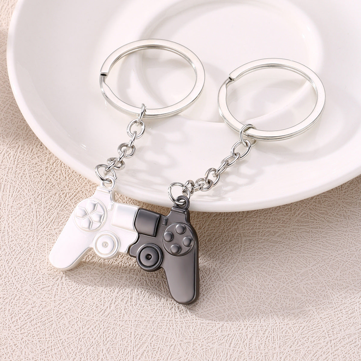 Wholesale Alloy Simple Magnetic Suction Couple Handle Keychain