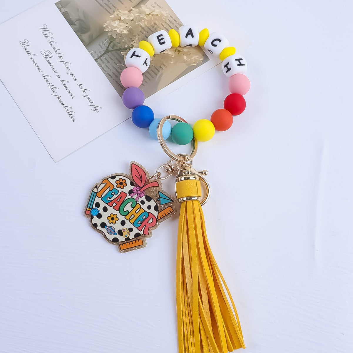 Wholesale Teacher' s Day jewelry silicone bead keychain