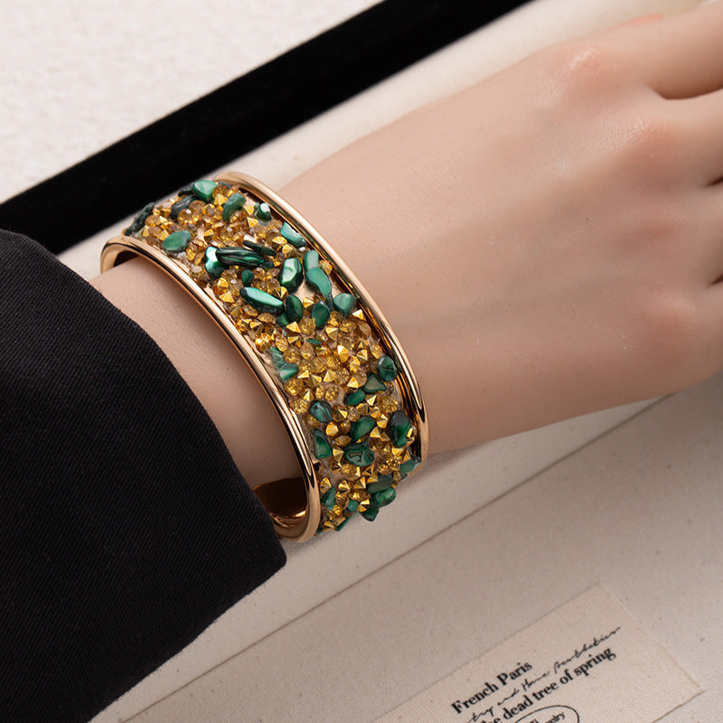 Wholesale Exaggerated wide bracelet with colored diamonds and gravel