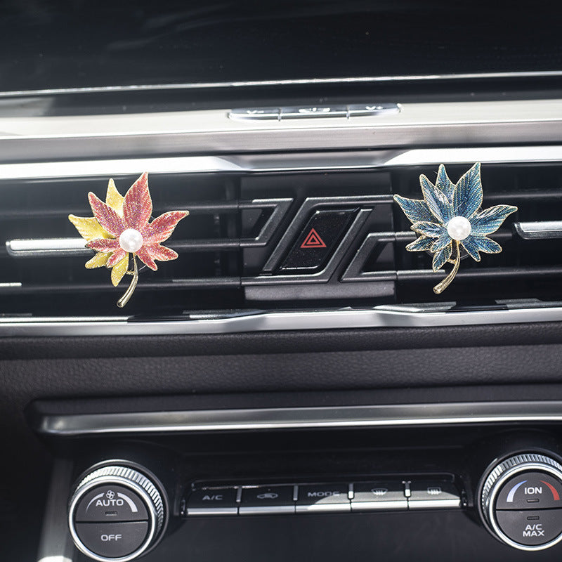 Wholesale Aromatherapy Air Outlet Maple Leaf Alloy Car Accessories
