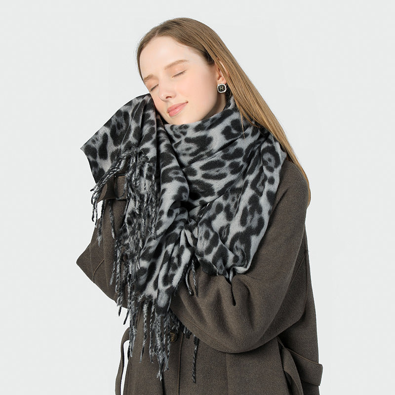 Wholesale Autumn and Winter Leopard Print Warm and Versatile Fashionable Imitation Cashmere Scarf