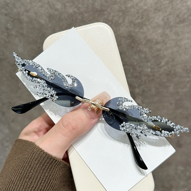 Wholesale Flame diamond personalized trendy sunglasses