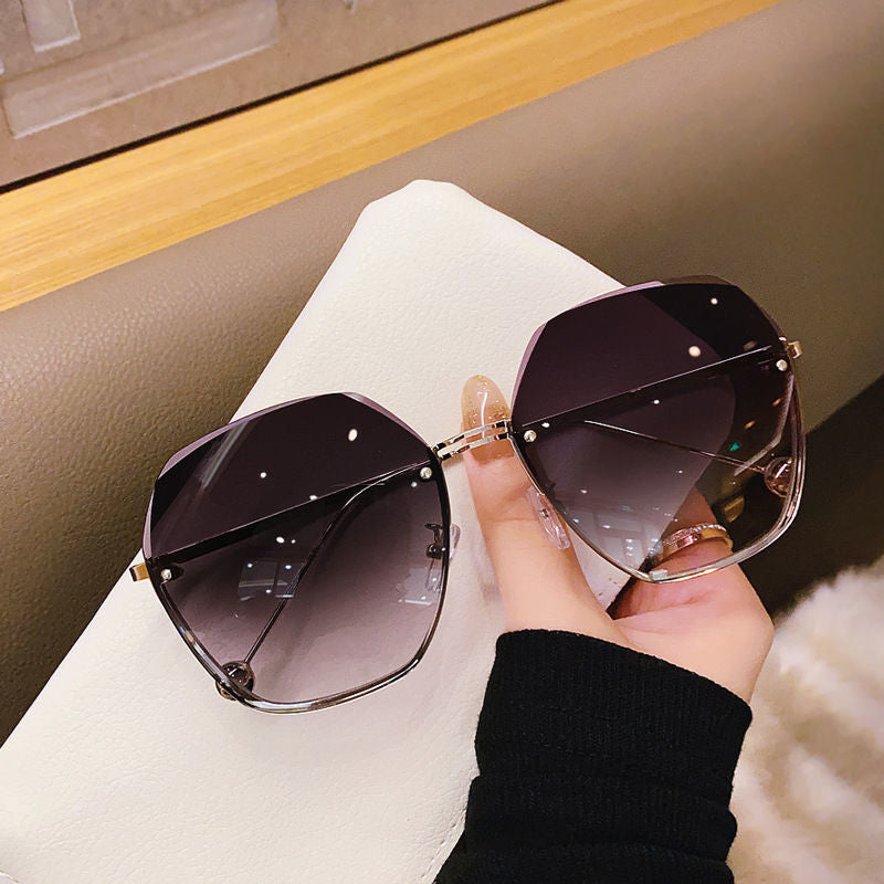 Wholesale Summer Internet Celebrity Trendy Sunglasses Frameless Cut Edge Gradient Color Gradient Sunglasses Women's Korean Style Fashion Large Frame Glasses