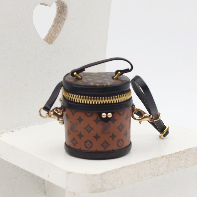 Wholesale Doll Fashion Strawberry Bag Doll Clothes Accessories