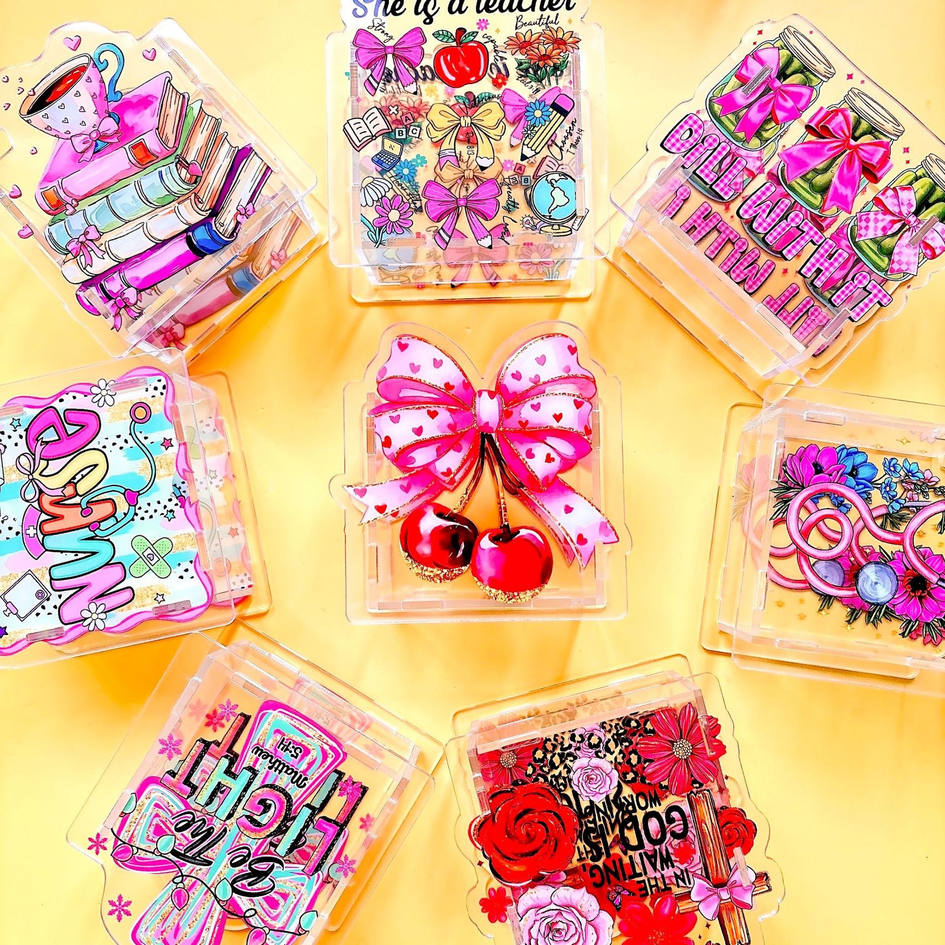 Wholesale Doctor' s Smiley Cherry Acrylic Pen Holder/ Pen Case