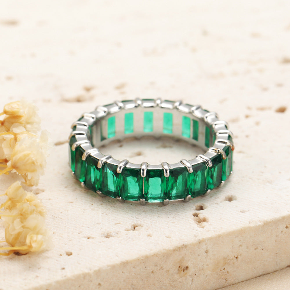 Wholesale Diamond-encrusted Light Luxury Colored Diamond Titanium Steel Women’s Rings