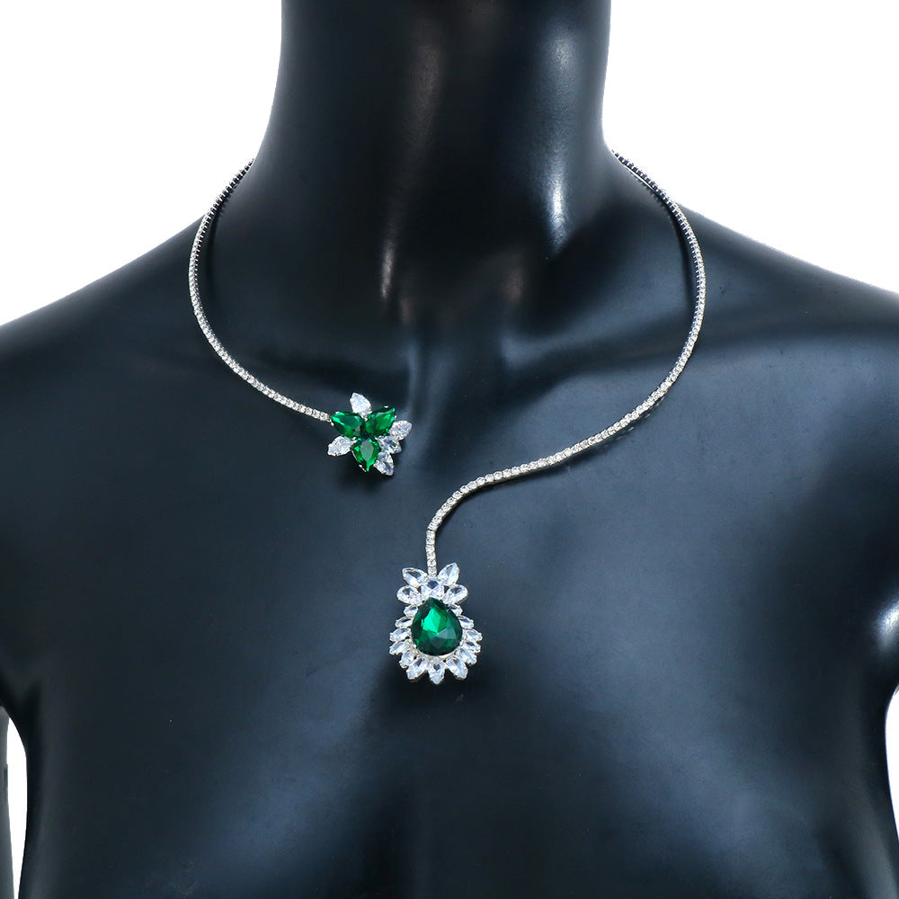 Wholesale Luxury Emerald Full Diamond Necklaces