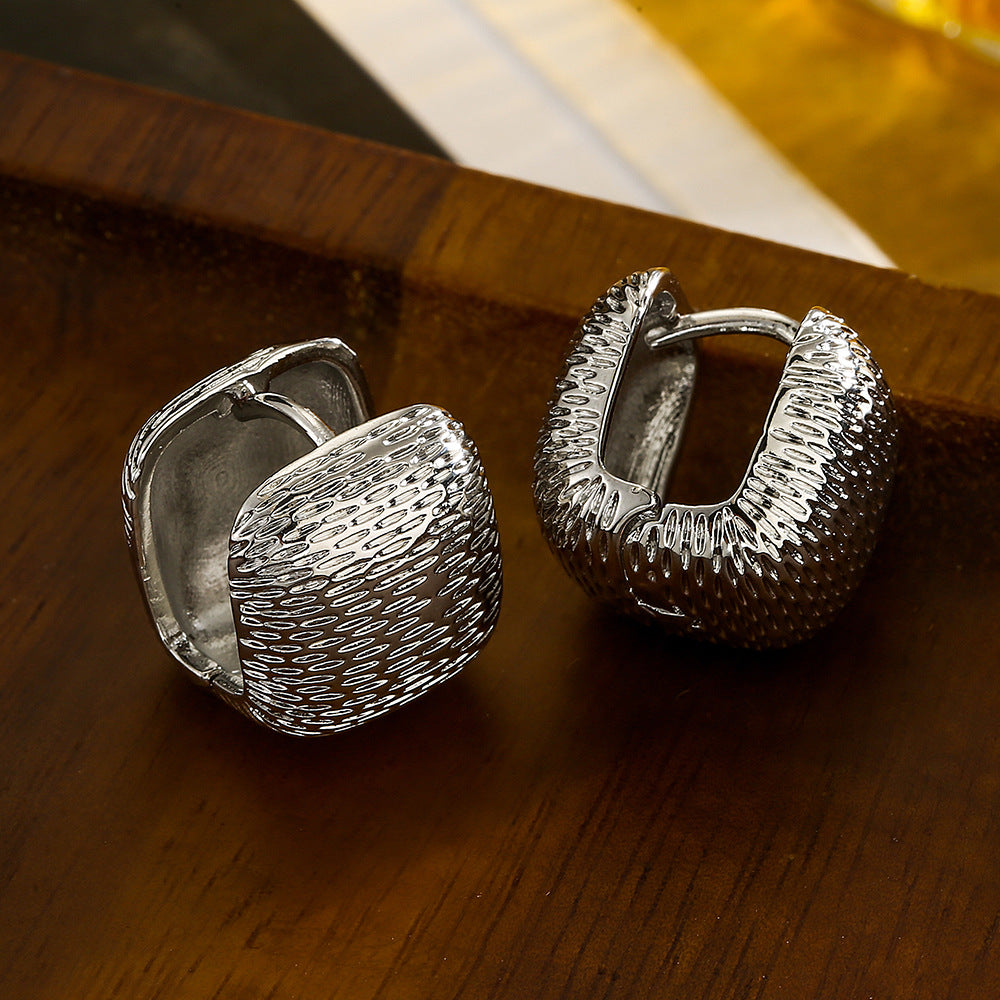 Wholesale Copper Plated Real Gold Simple Earrings