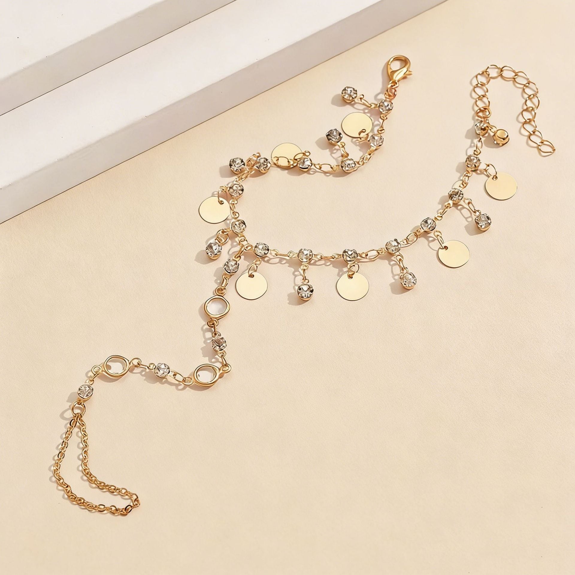 Wholesale Sequin Tassel Rhinestone Finger Chain Hand Jewelry For Women Stylish Everyday Fashion Accessory