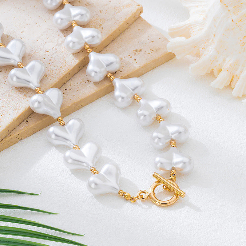 Wholesale Zinc Alloy Heart Pearl Chain Necklace Retro Elegant Women S Fashion Accessory Gift