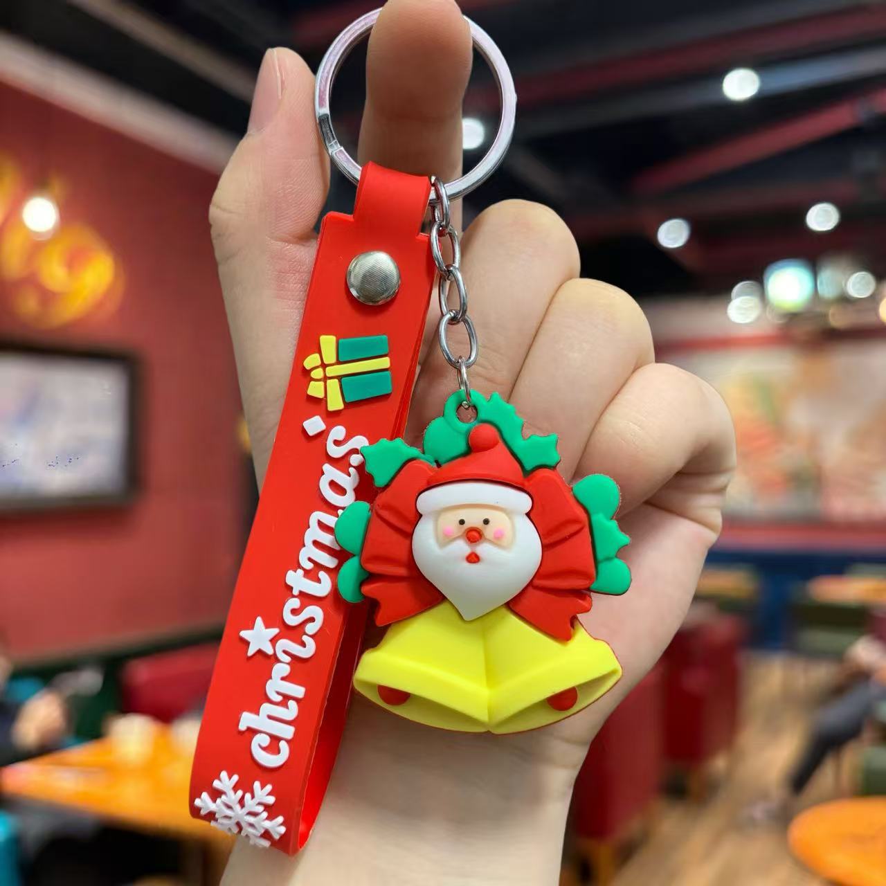 Wholesale Christmas keychain  gift pendant  Keychains