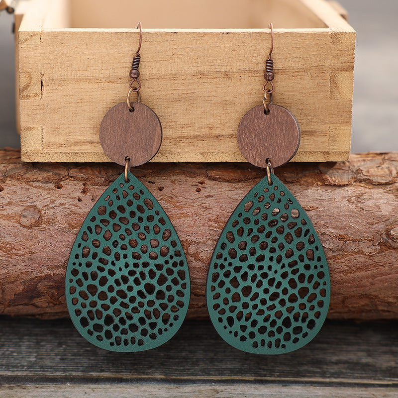 Wholesale Vintage Hollow Spider Web Spliced Wood Chip Leather Earrings