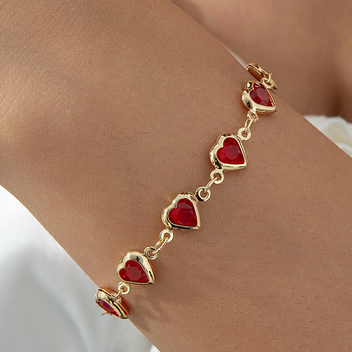 Wholesale Valentine's Day red heart-shaped choker necklace