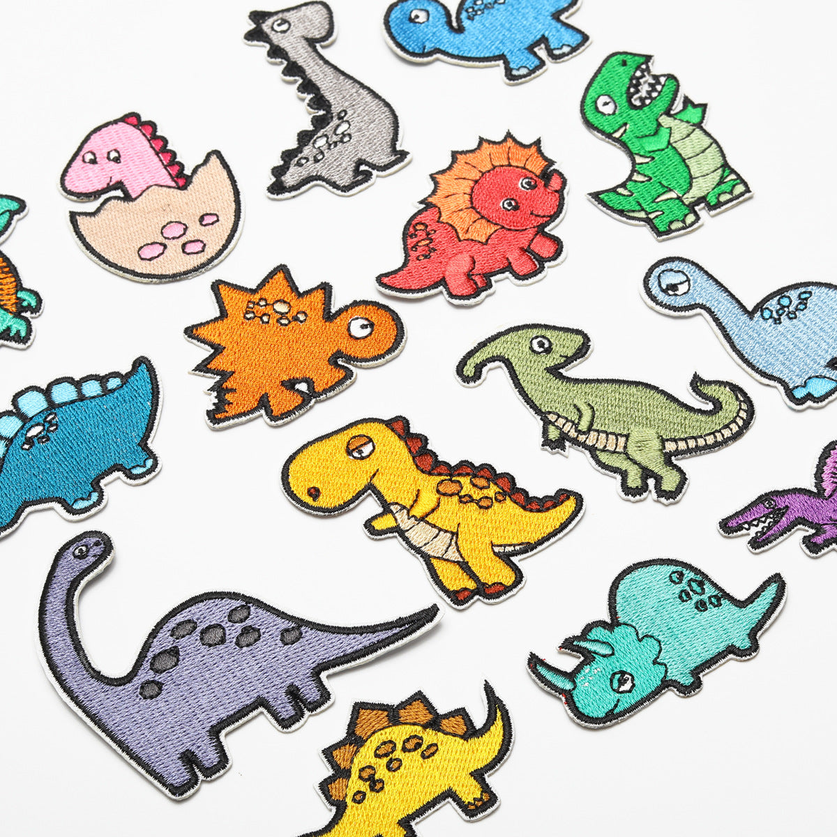 Wholesale Cartoon Dinosaur Embroidered Patch Twill Applique Decorative Sewing Accessory For Clothing Towel Gift