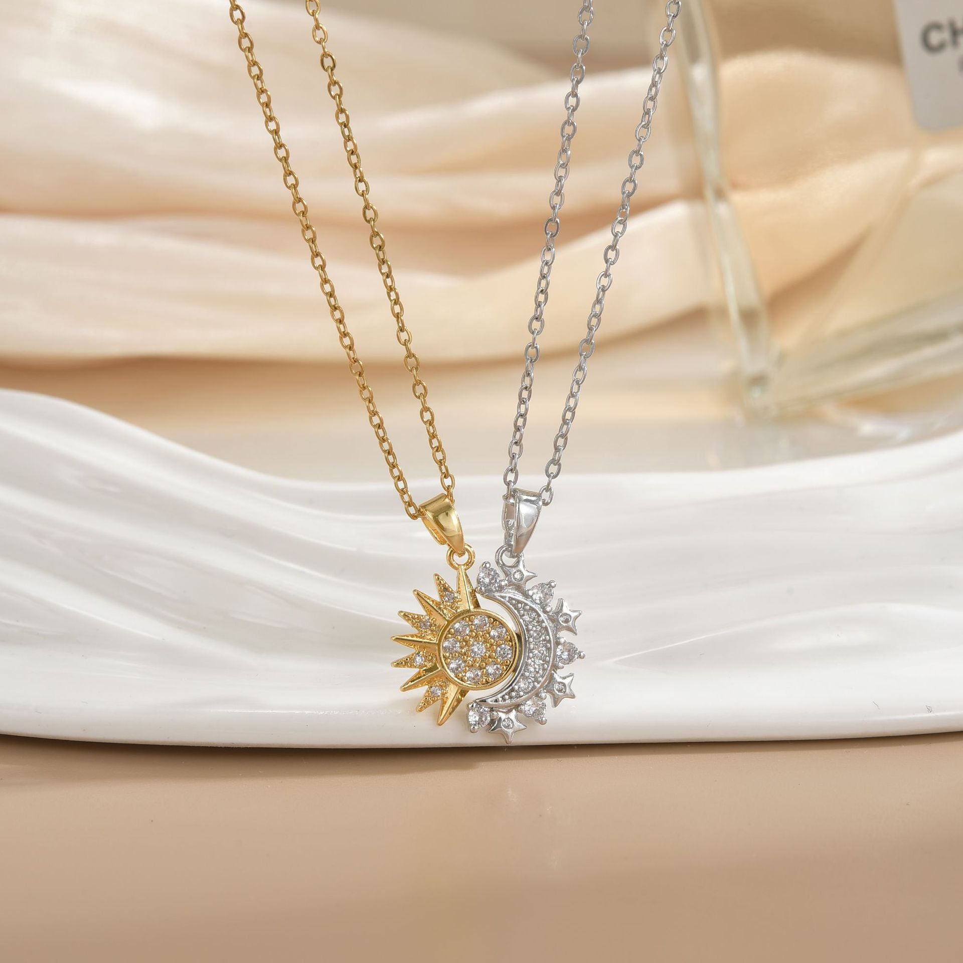 Wholesale Magnetic Sun Moon Titanium Steel Necklace