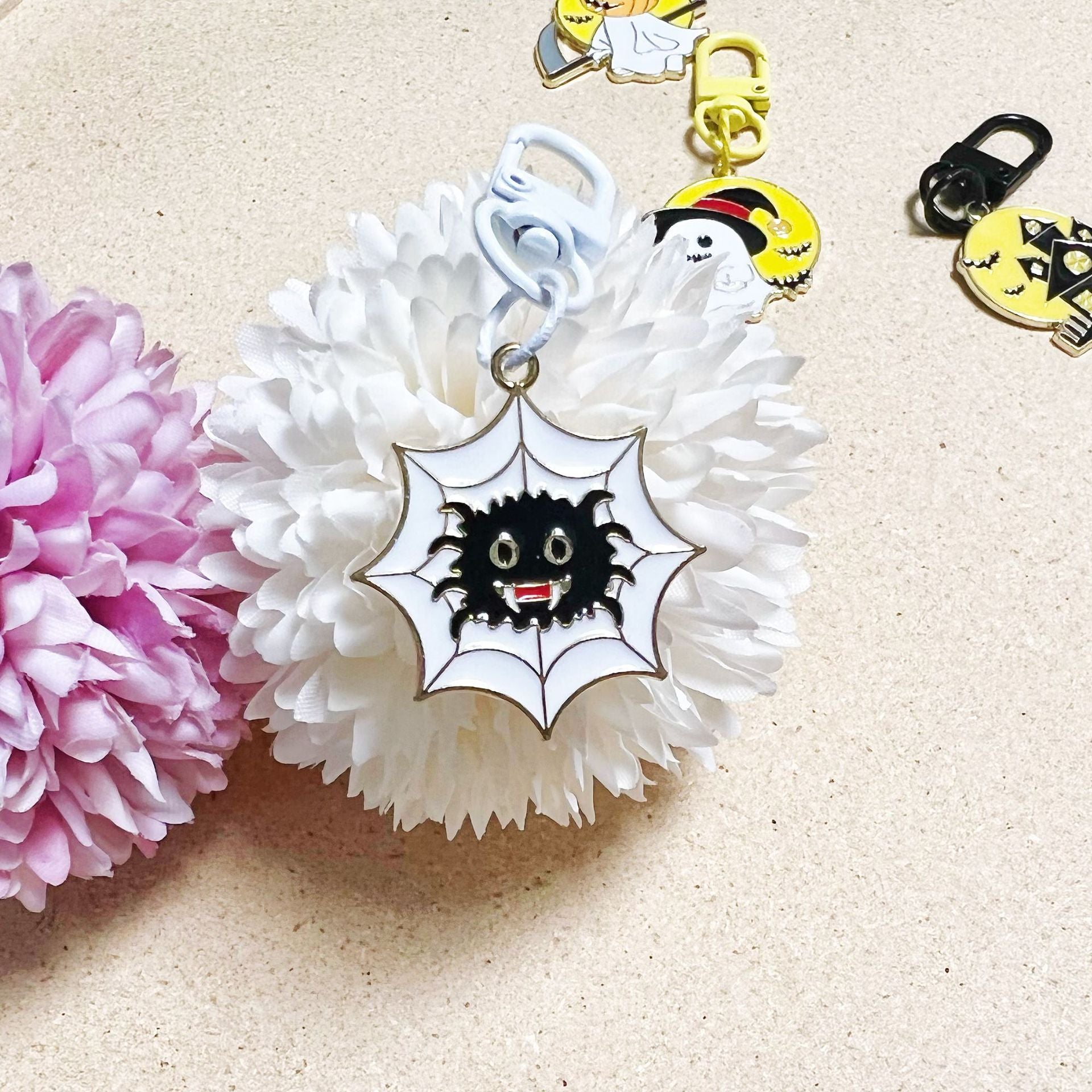 Wholesale Cartoon Halloween Horror Pumpkin Ghost Drop Oil Alloy Keychain