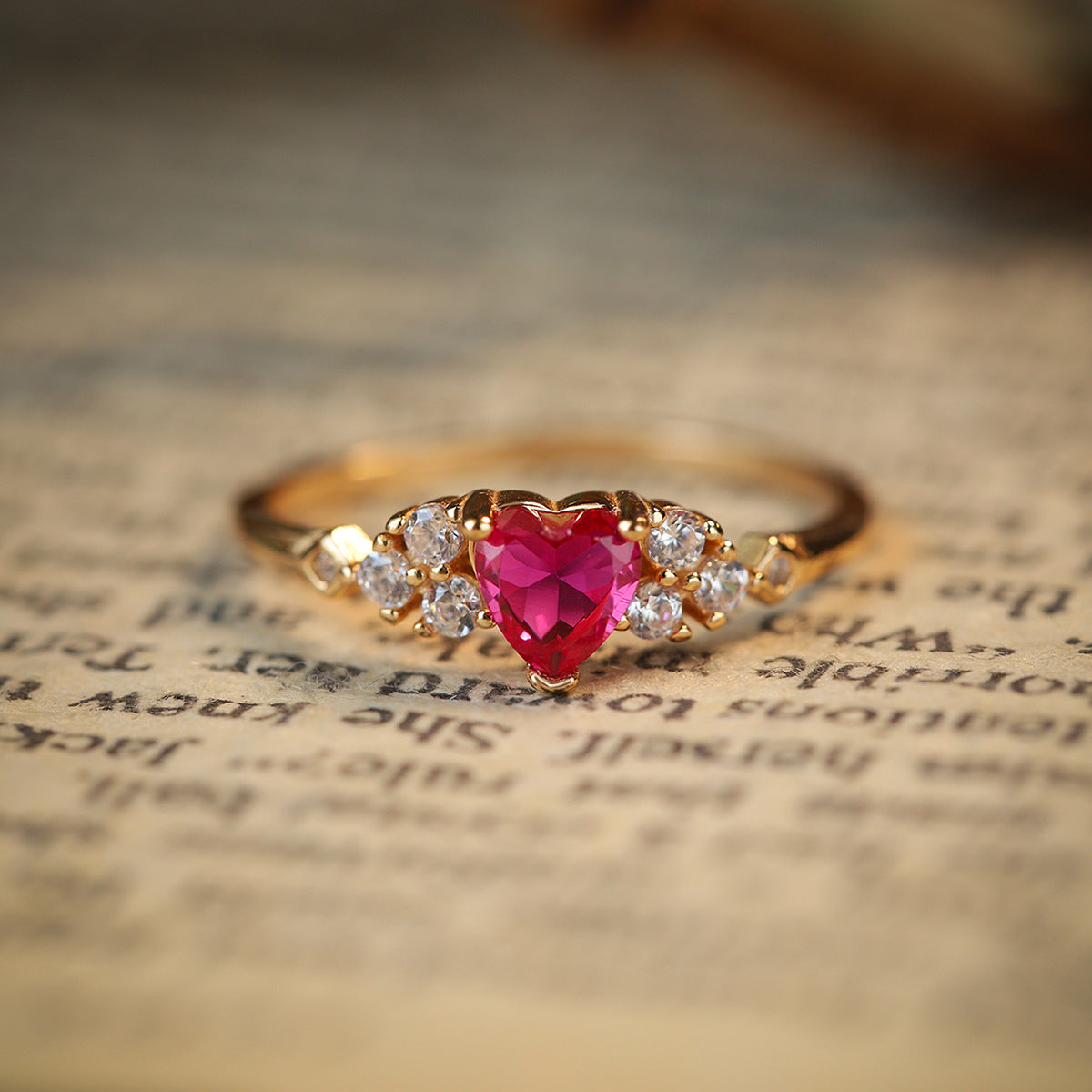 Wholesale S925 Sterling Silver Simple Exquisite Heart-shaped Minimalist High-end Temperament Rings