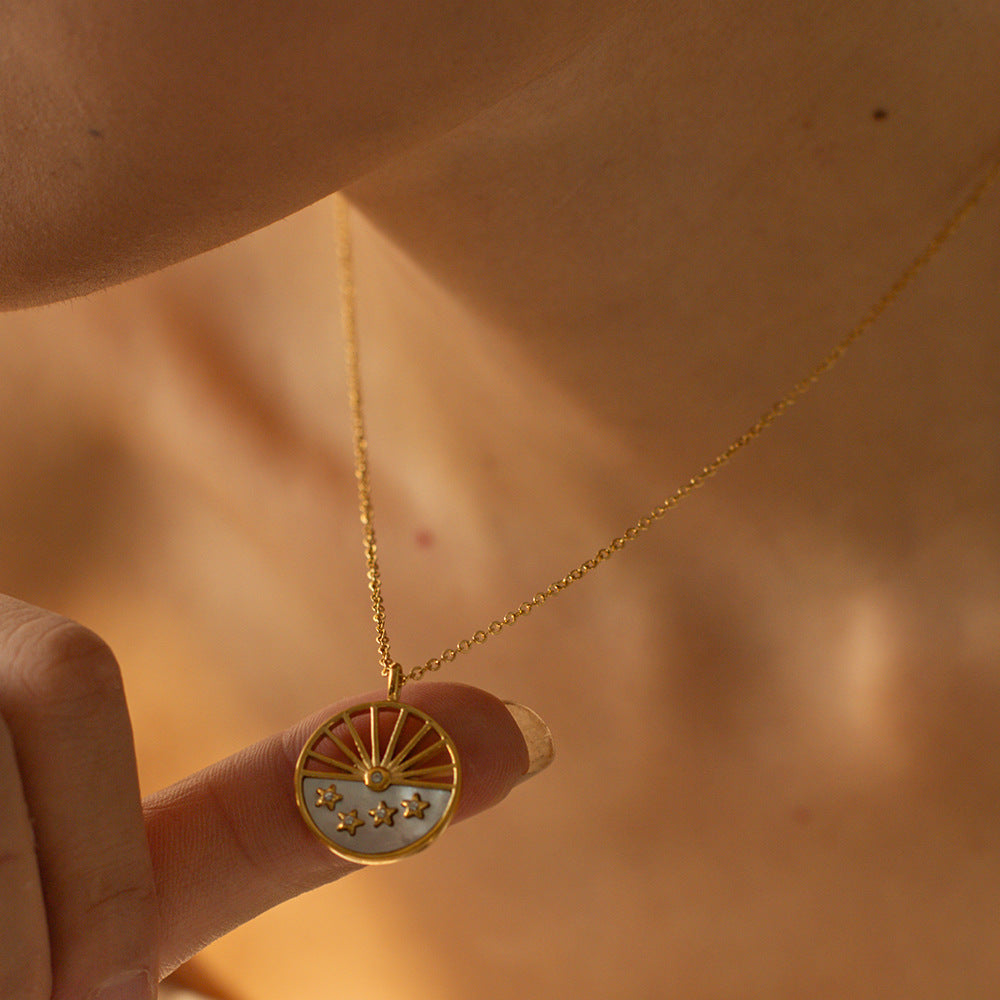 Wholesale Titanium Steel 18K Gold Moon Circle Necklace