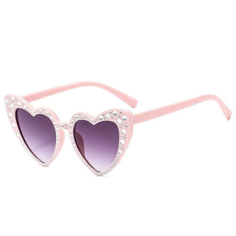 Wholesale Large frame heart-shaped diamond-studded sunglasses