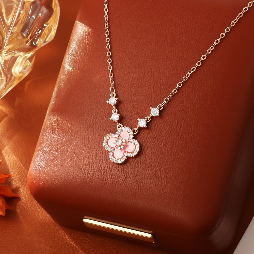 Wholesale Four leaf clover zircon sweet Blingbling Earrings