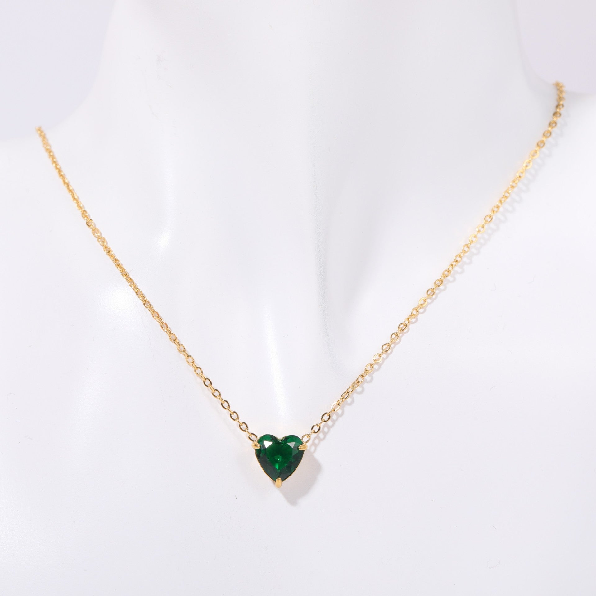 Wholesale Trendy 12 Month Birthstones Heart Pendant Necklace Titanium Steel O Shape Chain Everyday Jewelry Accessory For Boutique Resale