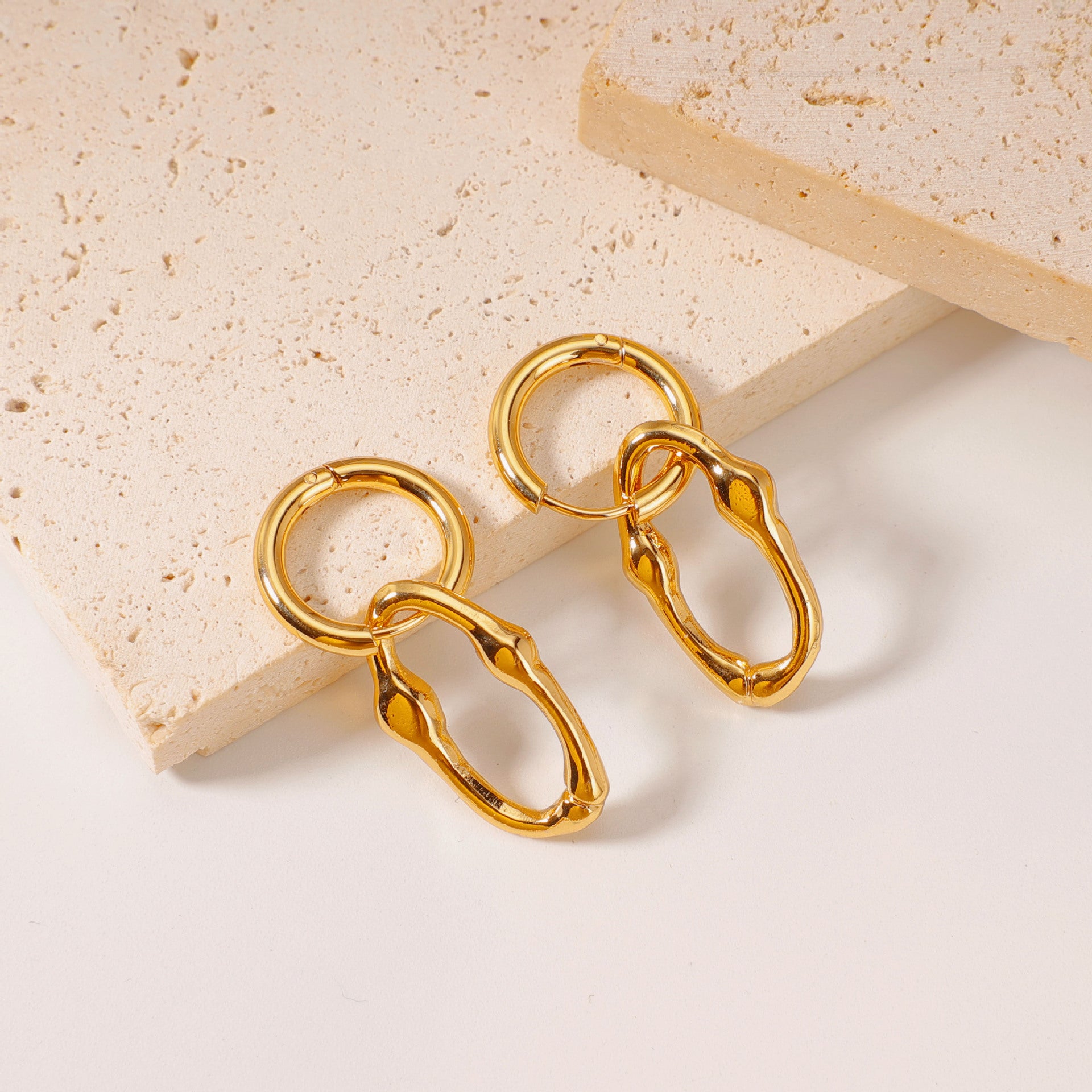 Wholesale fashionable versatile stainless steel hoop earrings