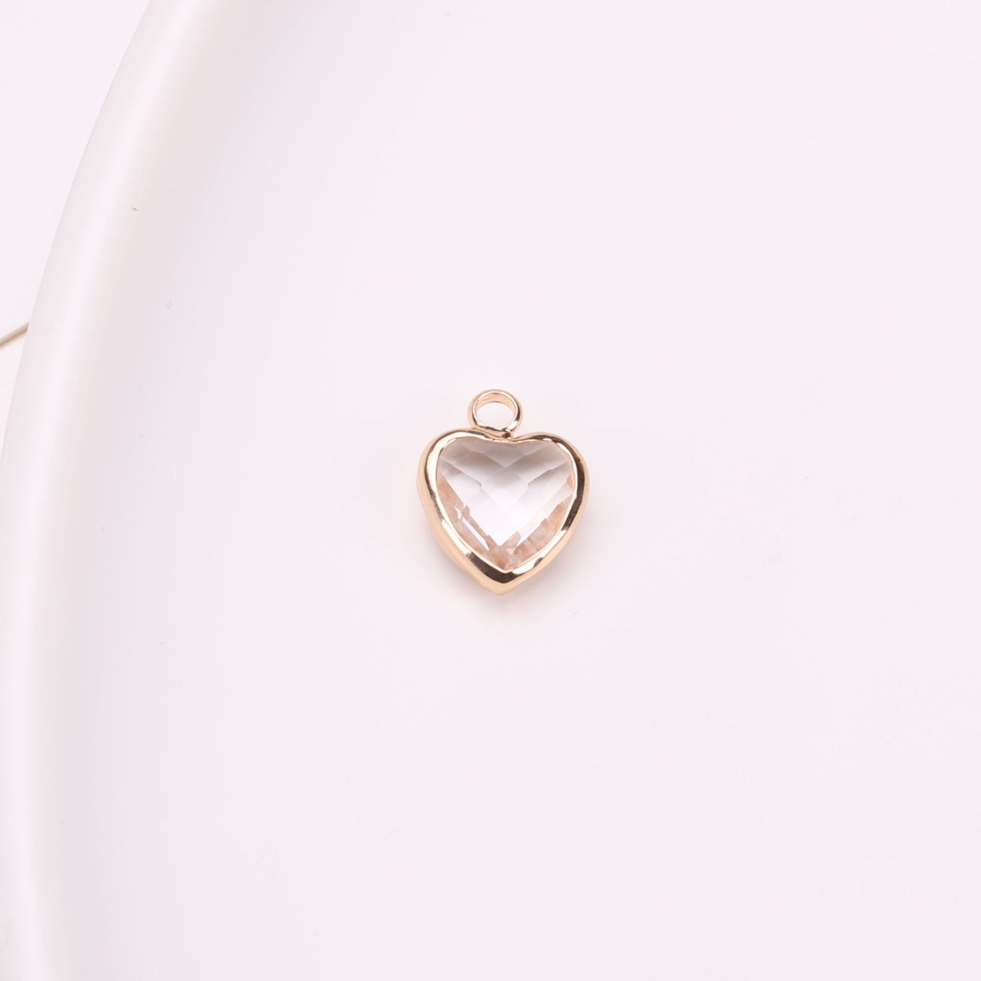 Wholesale Crystal Love Peach Heart Pendant