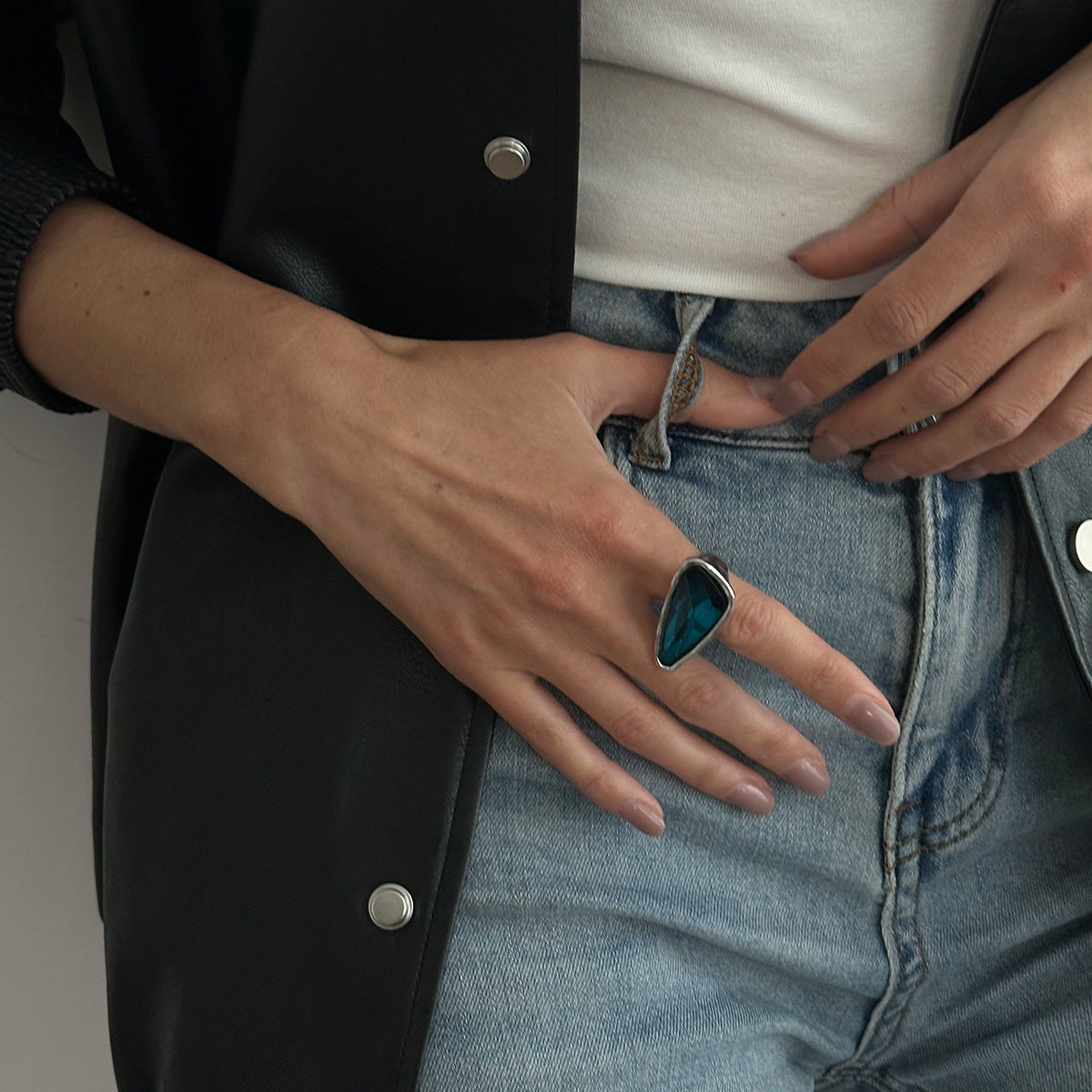 Wholesale Geometric Acrylic Gemstone Pendant Necklace