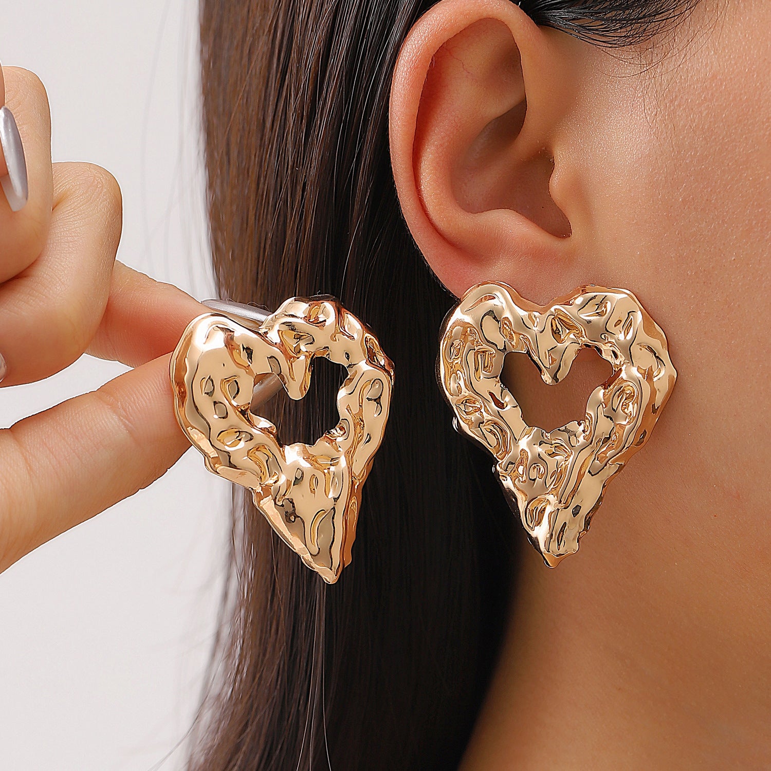 Wholesale Vintage Lava Texture Irregular Geometric Earrings For Women Gold Metal Electroplated Fashion Accessory