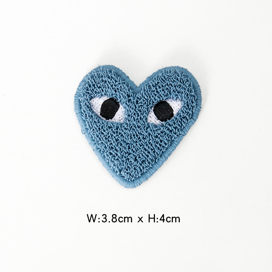 Wholesale Heart Eyes Embroidered Patch Hand Sewn DIY Towel T Shirt Decoration Craft Supply