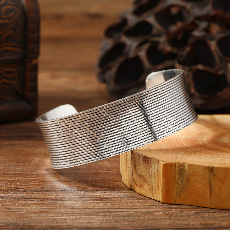 Wholesale Retro metal wide open personality ethnic style silver exotic middle and ancient accessories