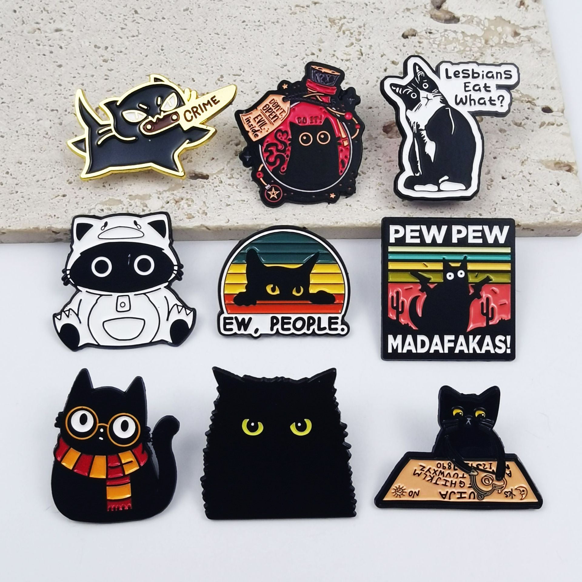 Wholesale Cute black cat cartoon English letter alloy badge brooch