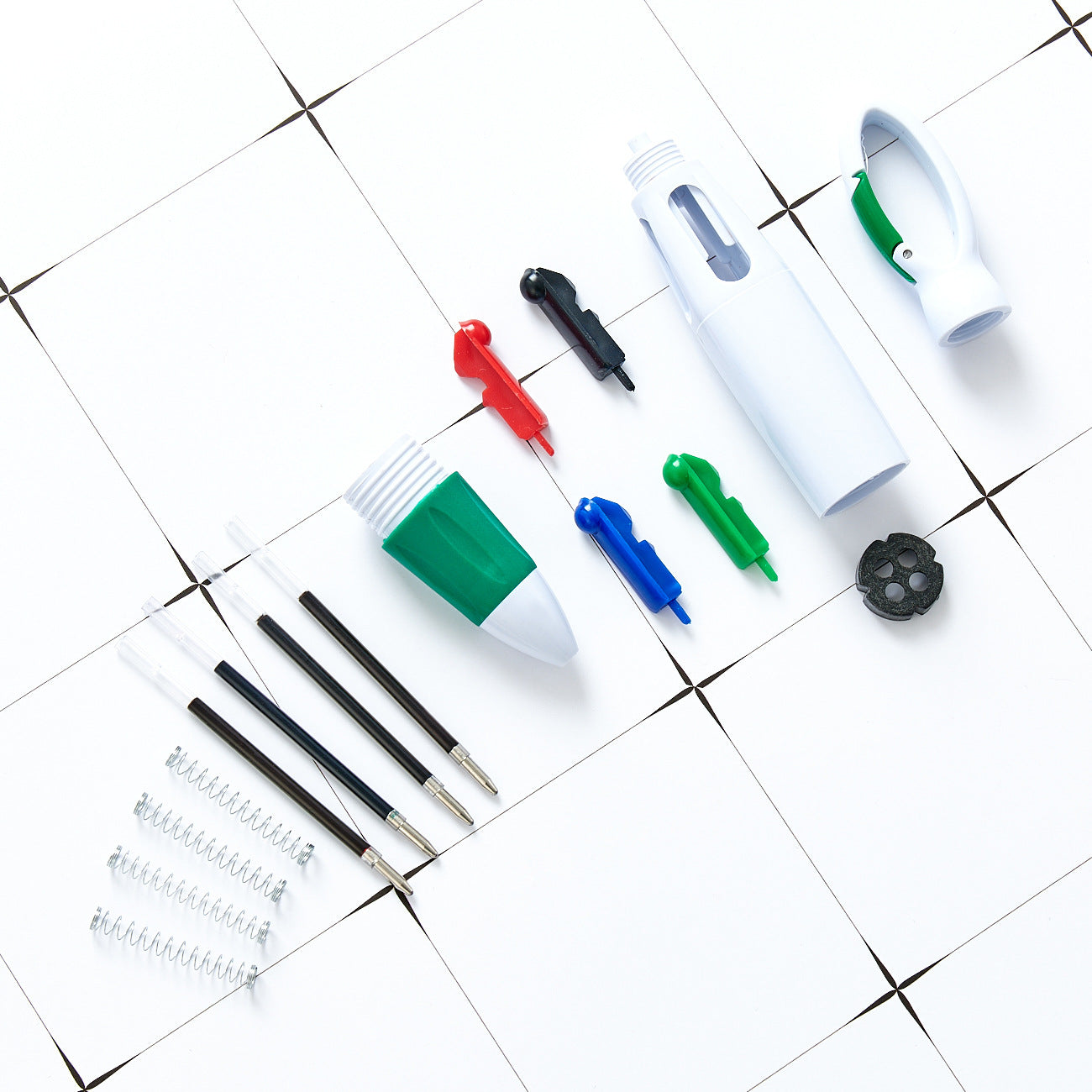 Wholesale Mountaineering Buckle Four Color Jumping Plastic Ballpoint Pen