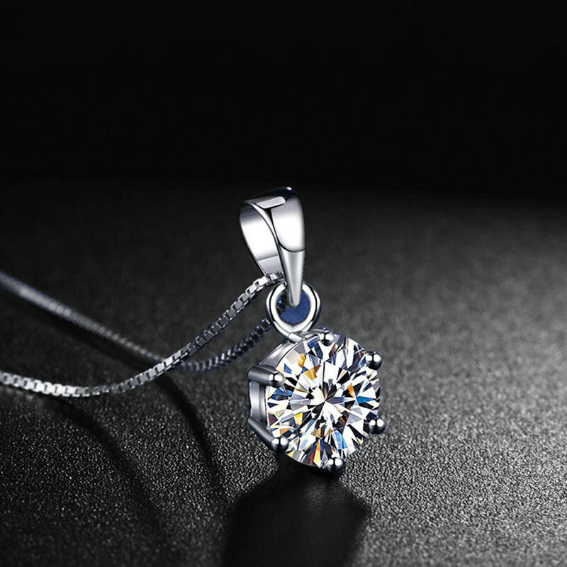 Wholesale 2 carat zircon imitation moissanite six-claw clavicle necklace