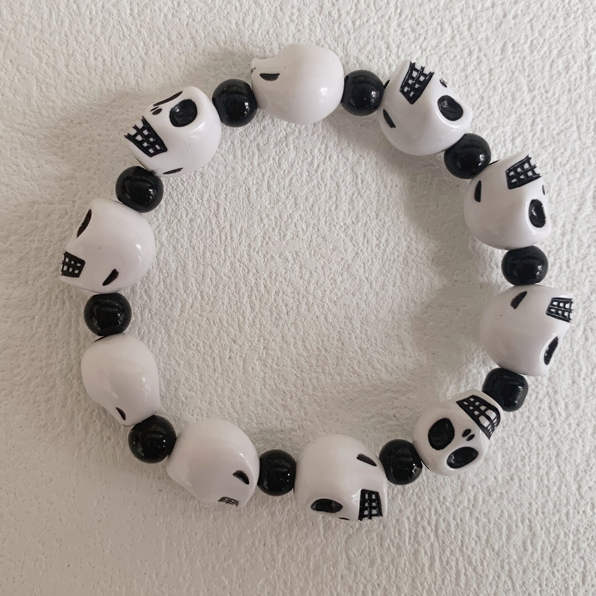 Wholesale Halloween Skull Resin Bracelet