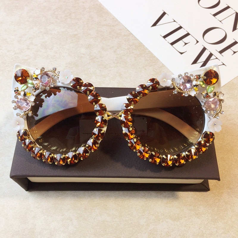 Wholesale Flower Metal Diamond Exaggerated Cat Eye Sunglasses