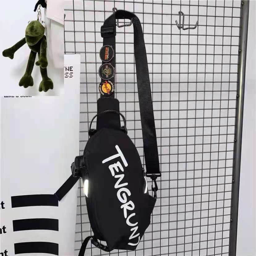 Wholesale Messenger bag sports waist bag casual fashion shoulder bag student personality small cross bag chest bag