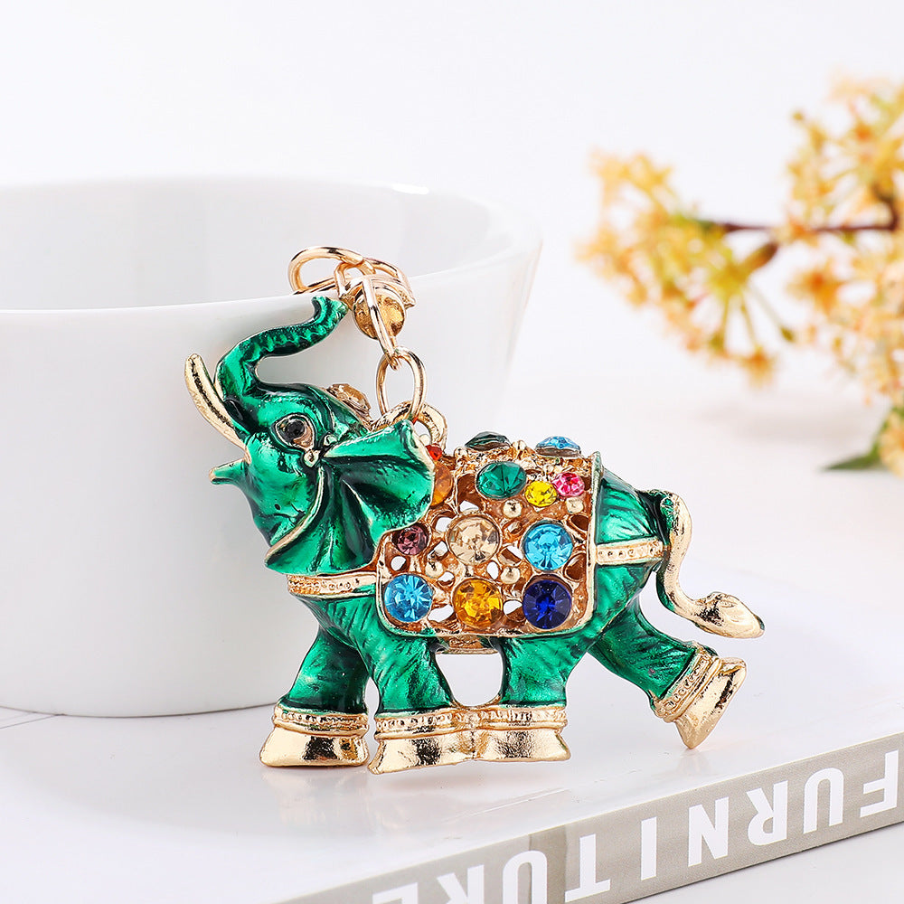 Wholesale Oil dripping 3D elephant inlaid with diamond car keychain