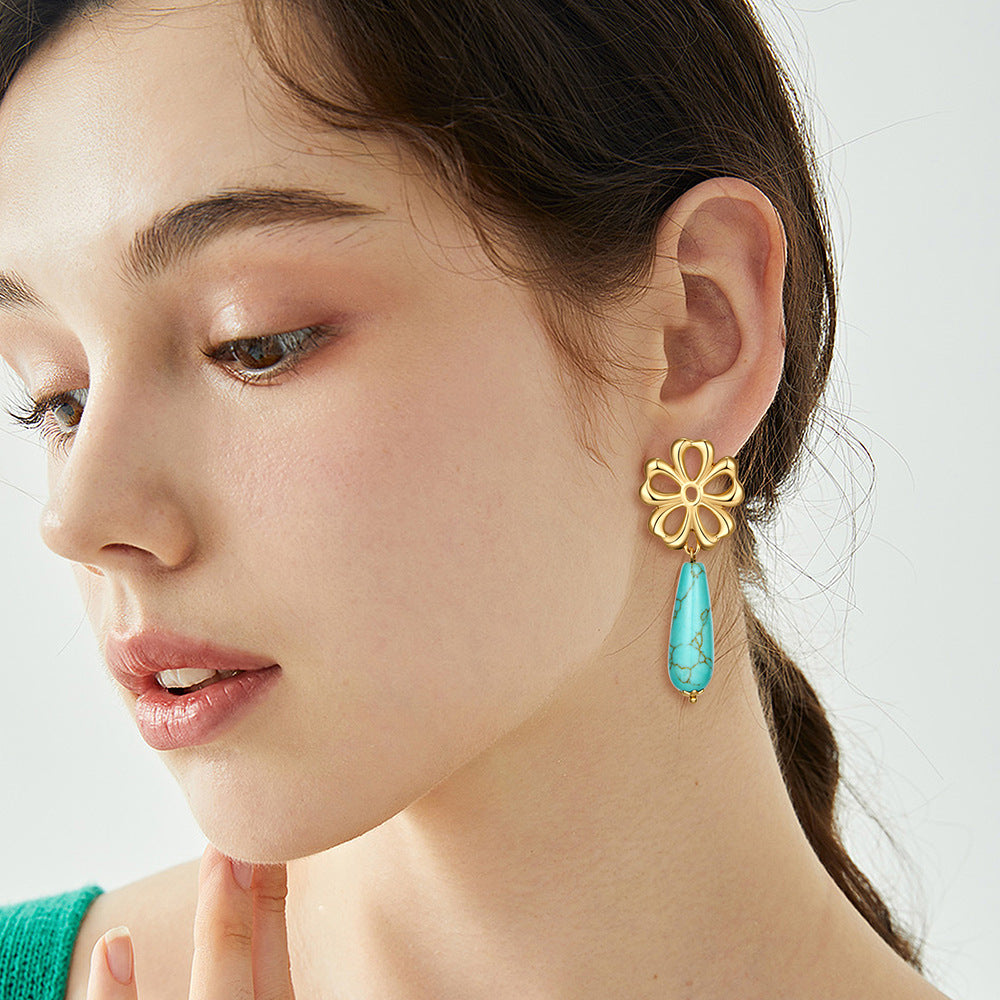 Wholesale Hollow out sunflower Crystal Earrings