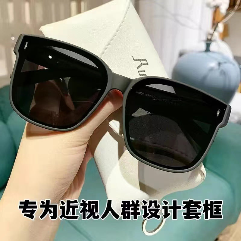 Wholesale Summer sun protection polarized glasses with myopia cover, one mirror for two purposes, driving fashionable sunglasses